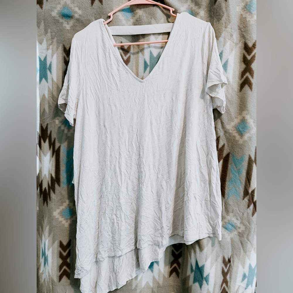 Tiered V-neck T-shirt by LOGO